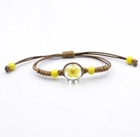 Handmade Real Flower Bracelet  Pressed Resin Charm  Adjustable Macrame  Dried Flower Jewelry