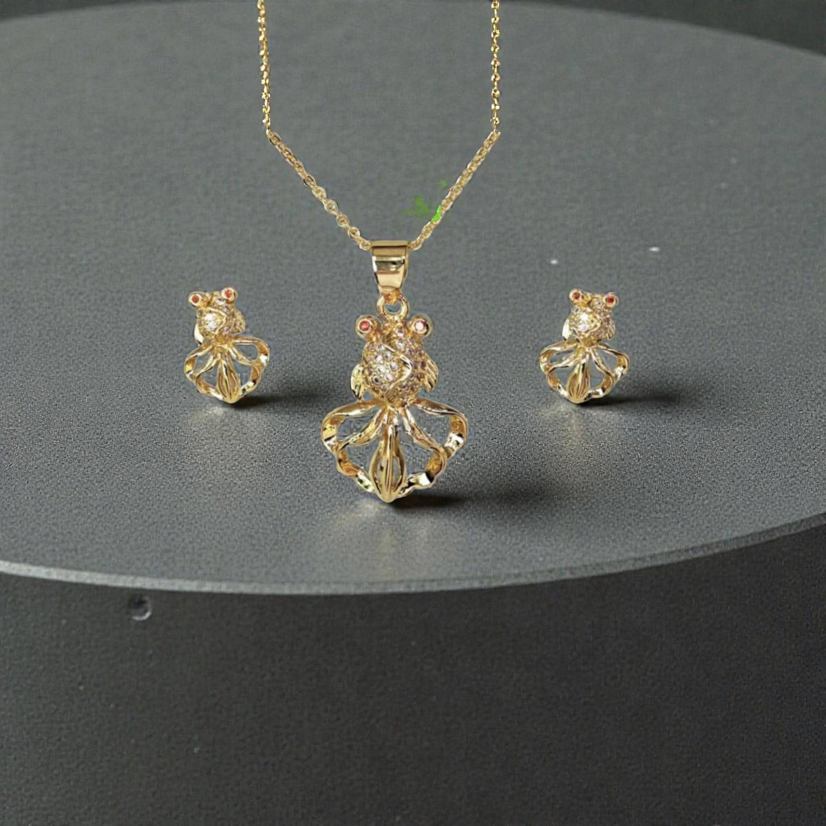 18K Gold Plated Figural Fish Jewelry Set  Ornate Necklace & Earrings | Unique Gold-Toned Pendant Set