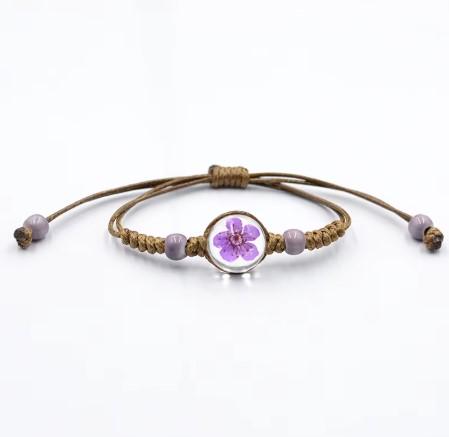 Handmade Real Flower Bracelet  Pressed Resin Charm  Adjustable Macrame  Dried Flower Jewelry