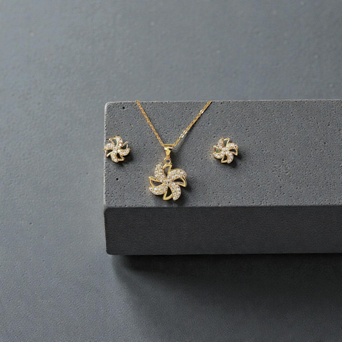 18K Gold Plated Pinwheel Jewelry Set  Crystal Swirl Necklace & Earrings,