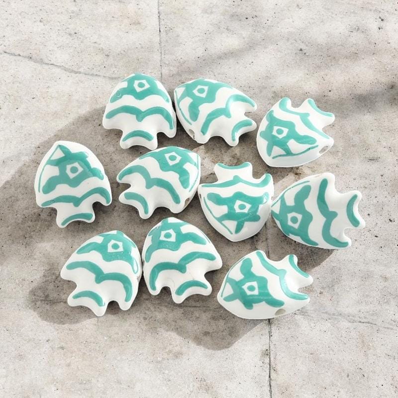 Colorful Ceramic Fish Beads 21.2mmx17.3mm 7.2mm thick