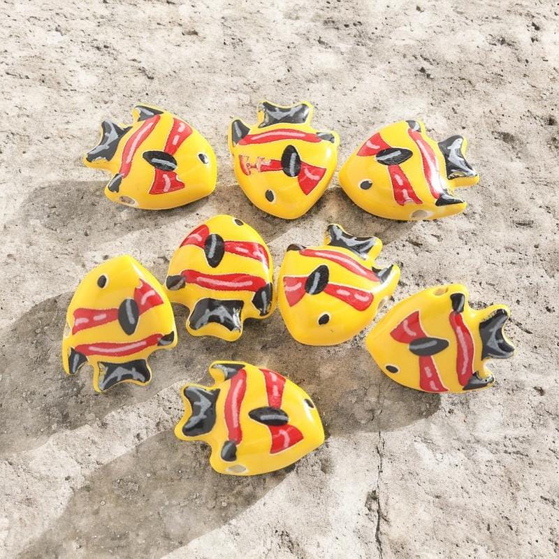 Colorful Ceramic Fish Beads 21.2mmx17.3mm 7.2mm thick