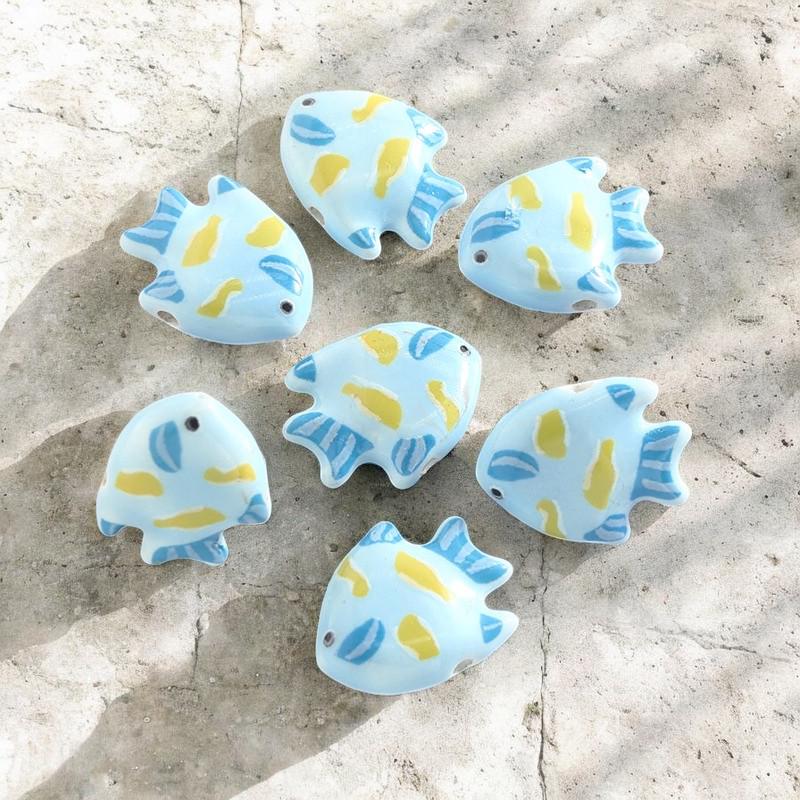 Colorful Ceramic Fish Beads 21.2mmx17.3mm 7.2mm thick
