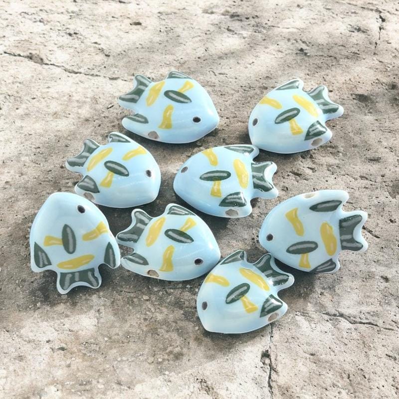 Colorful Ceramic Fish Beads 21.2mmx17.3mm 7.2mm thick