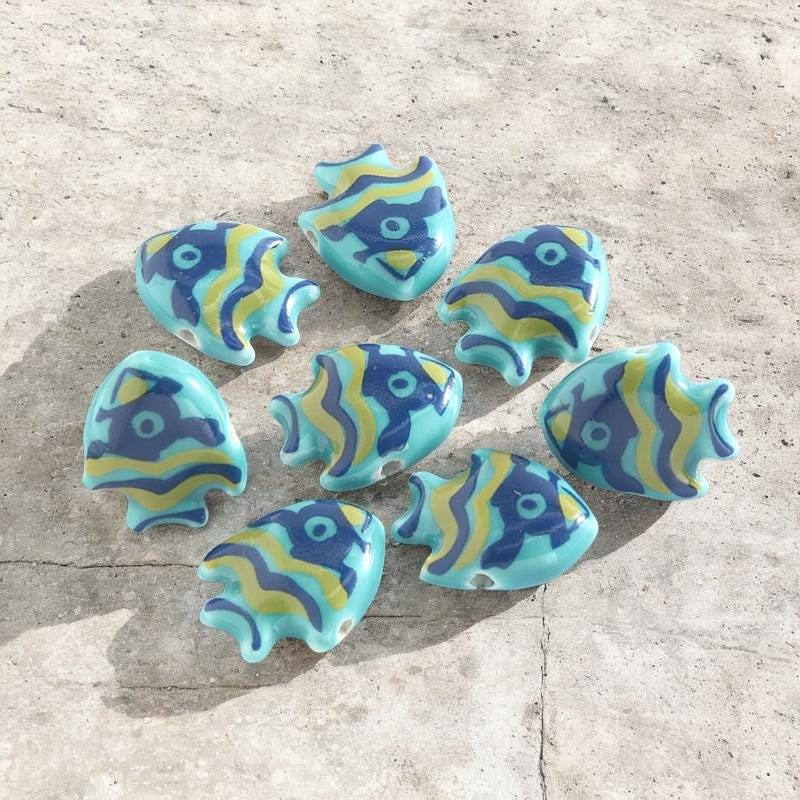 Colorful Ceramic Fish Beads 21.2mmx17.3mm 7.2mm thick