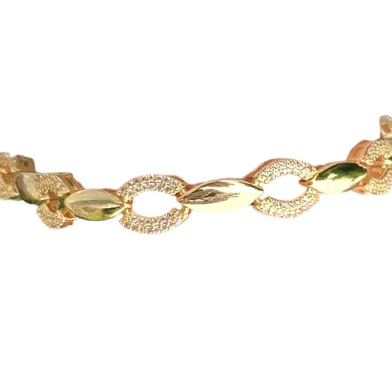 Gold Link Bracelet  Elegant Chain Design with Crystal Accents